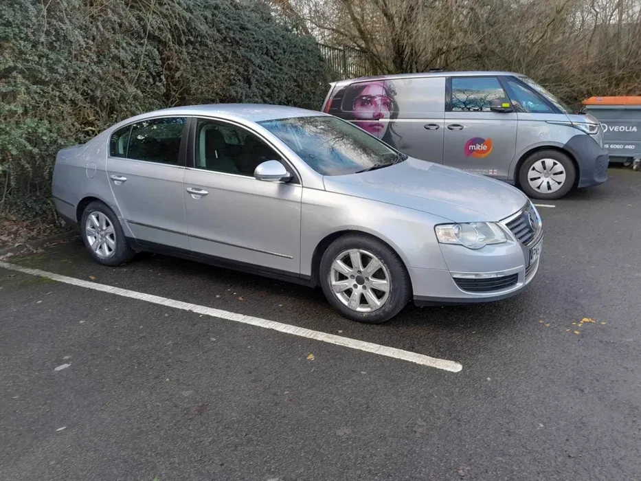 VW Passat B6 - изображение 3
