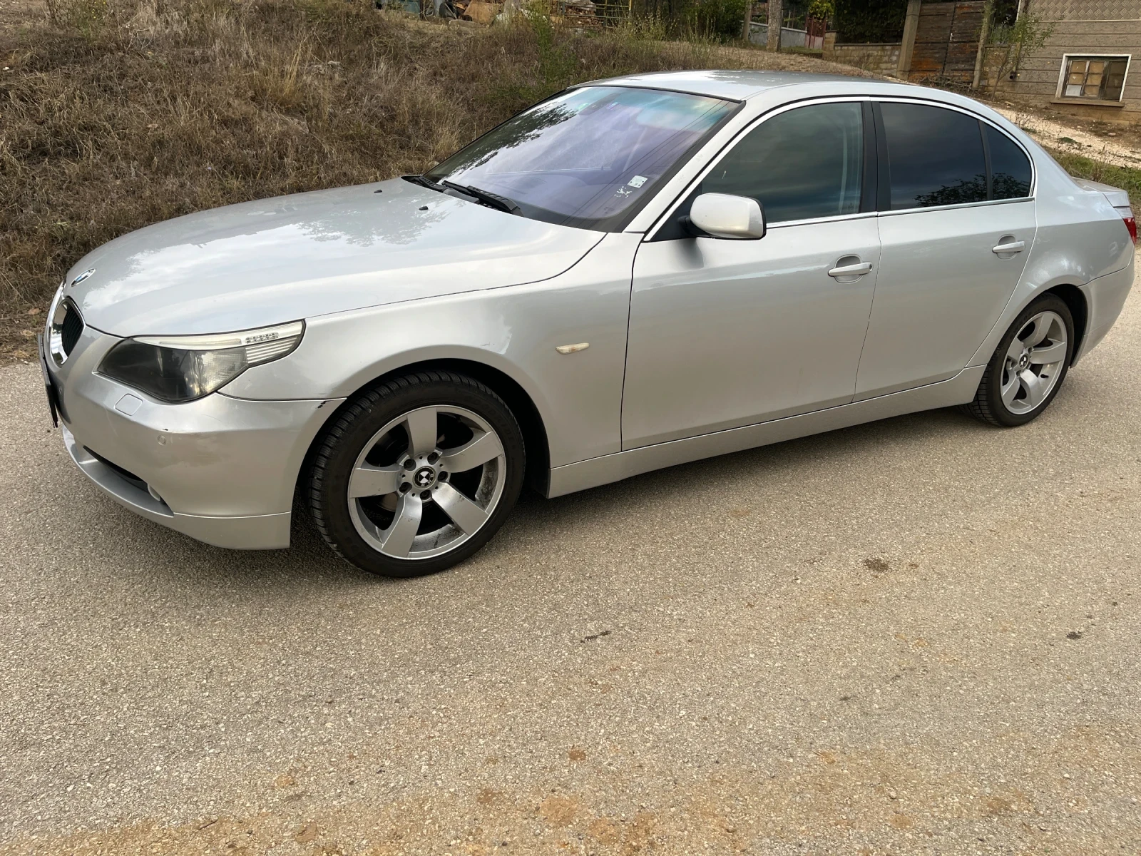 BMW 520 520i CH - изображение 2