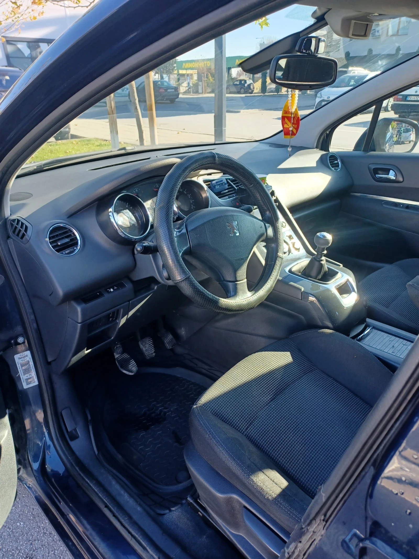 Peugeot 5008  - изображение 5