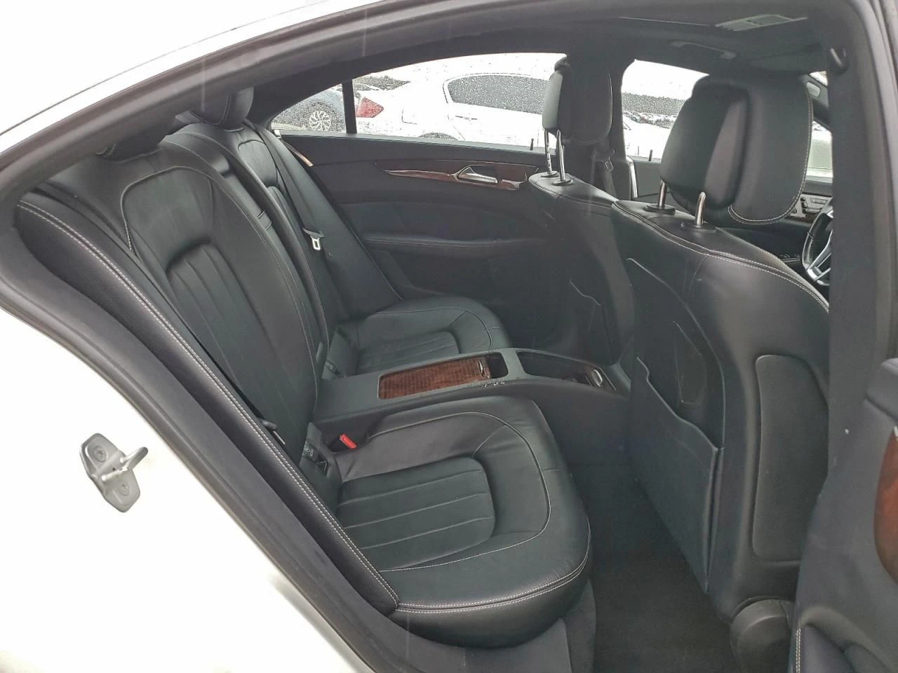 Mercedes-Benz CLS 550  - изображение 10