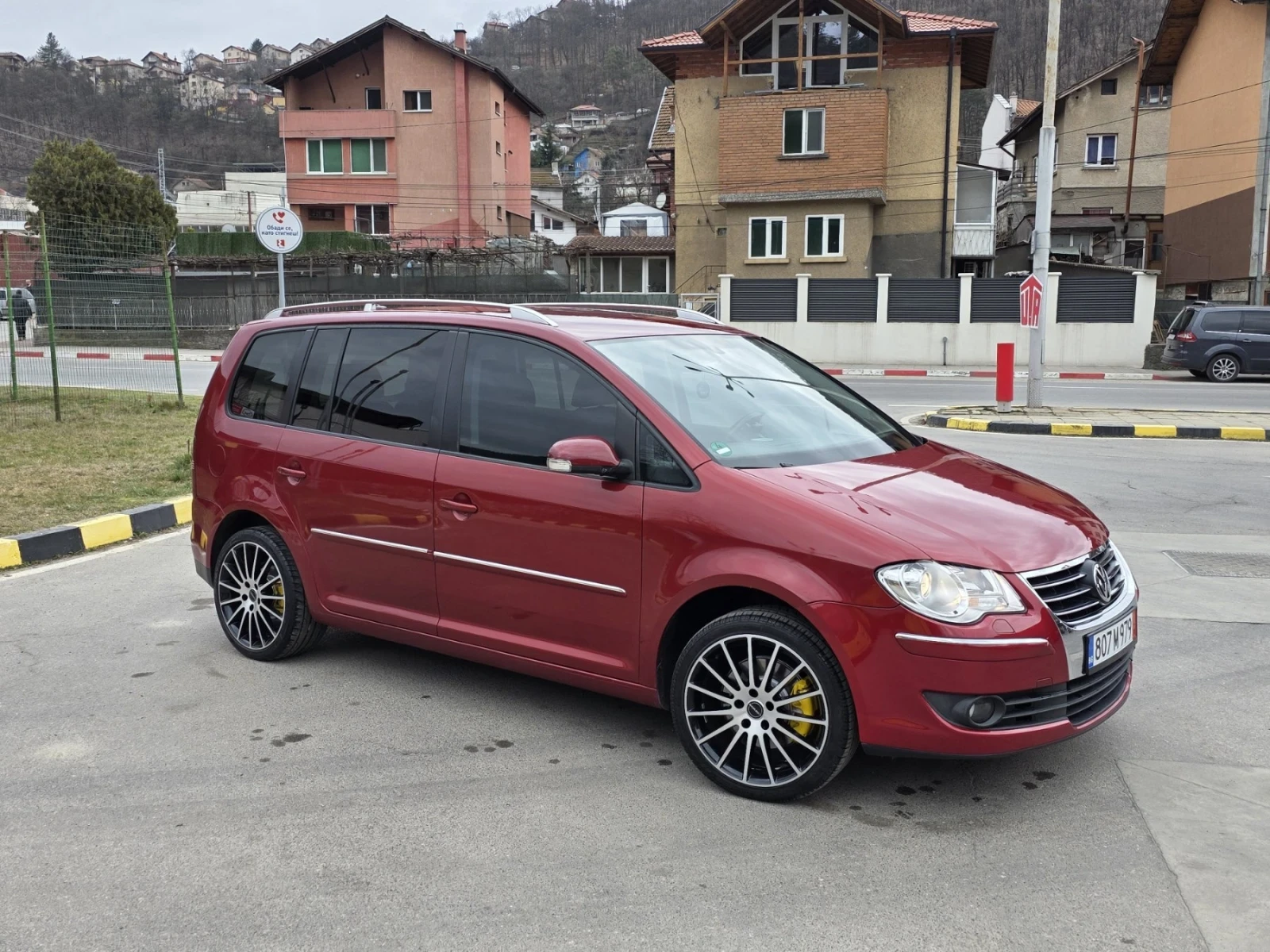 VW Touran 2.0, снимка 8 - Автомобили и джипове - 53915056