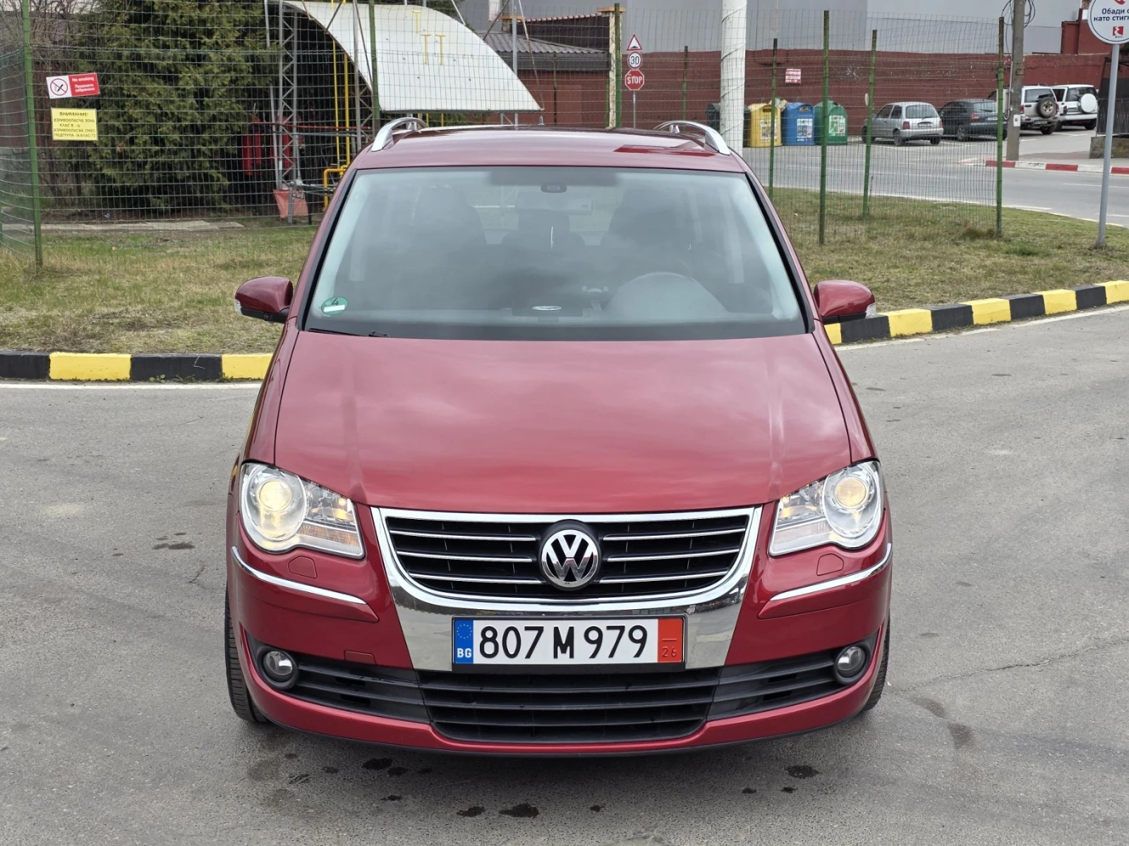 VW Touran 2.0, снимка 9 - Автомобили и джипове - 53915056