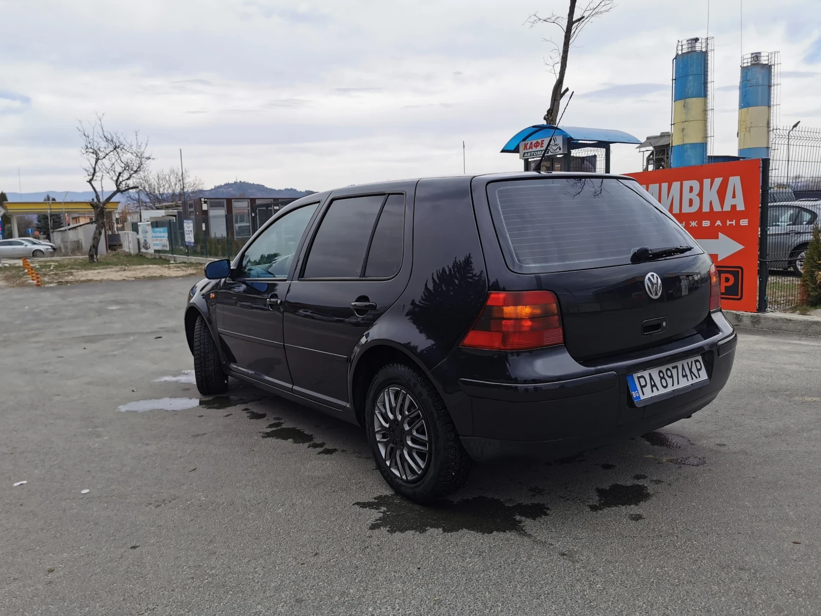VW Golf, снимка 4 - Автомобили и джипове - 53972283