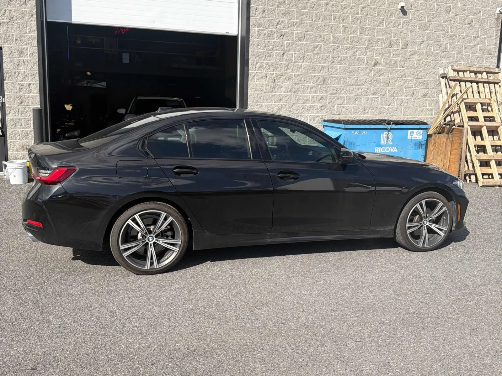 BMW 330 xDrive * * CARFAX * * АВТО КРЕДИТ * * , снимка 4 - Автомобили и джипове - 54372559
