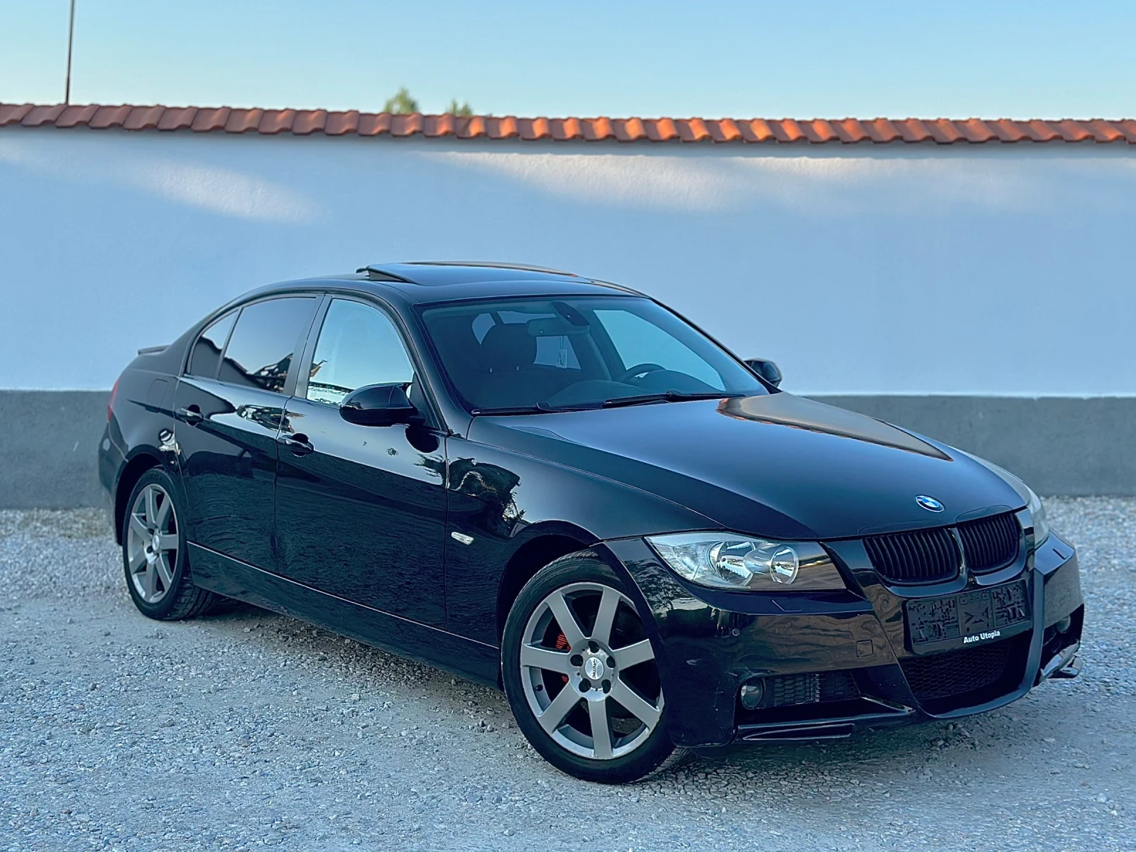 BMW 320 163/НАВИГАЦИЯ/АВТОМАТИК/М-ПАКЕТ, снимка 2 - Автомобили и джипове - 54431650