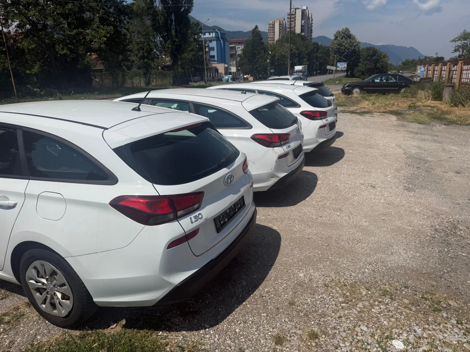 Hyundai I30 1.4i ГАЗ 100кс., снимка 14 - Автомобили и джипове - 55303601