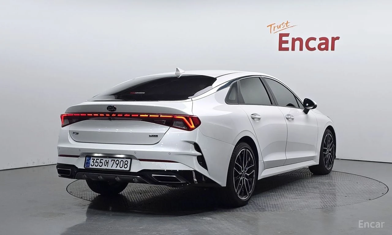 Kia K5 * ФИКСИРАНА ЦЕНА ДО БЪЛГАРИЯ * АВТОКРЕДИТ, снимка 2 - Автомобили и джипове - 55422452