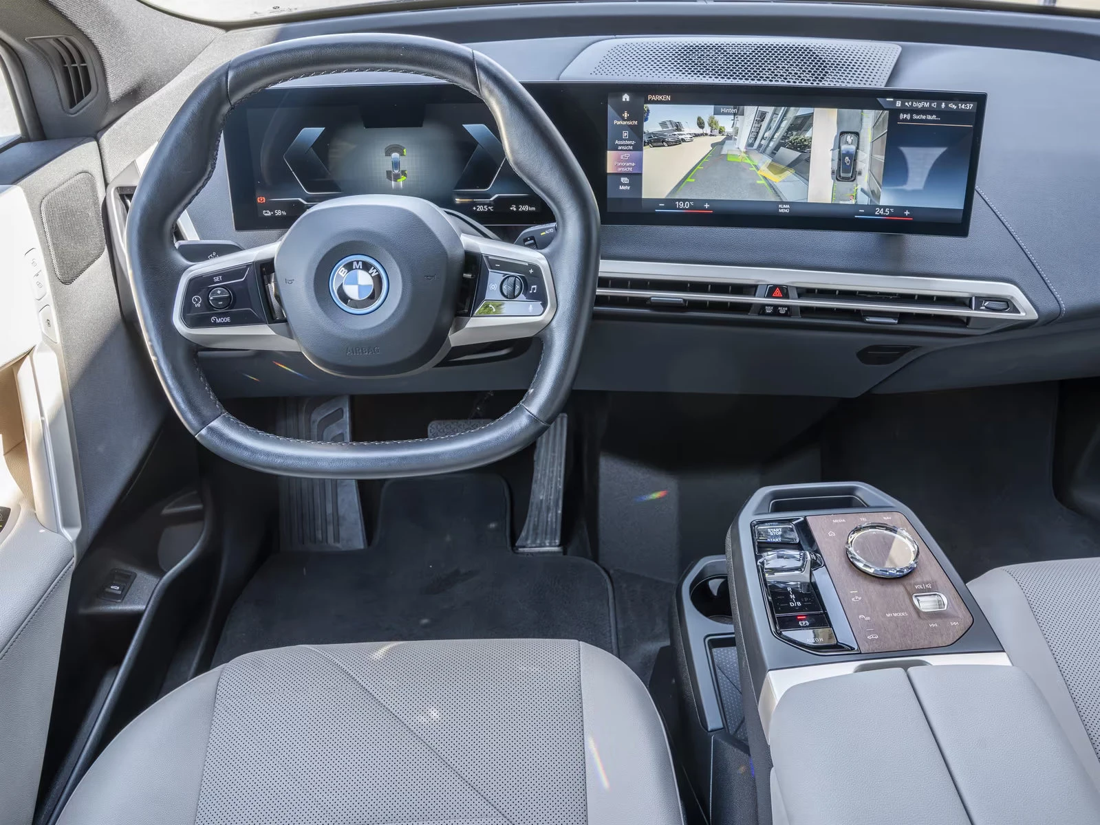 BMW iX 50/523HP/SPORT/PANO/360/ACC/854z, снимка 7 - Автомобили и джипове - 55936758