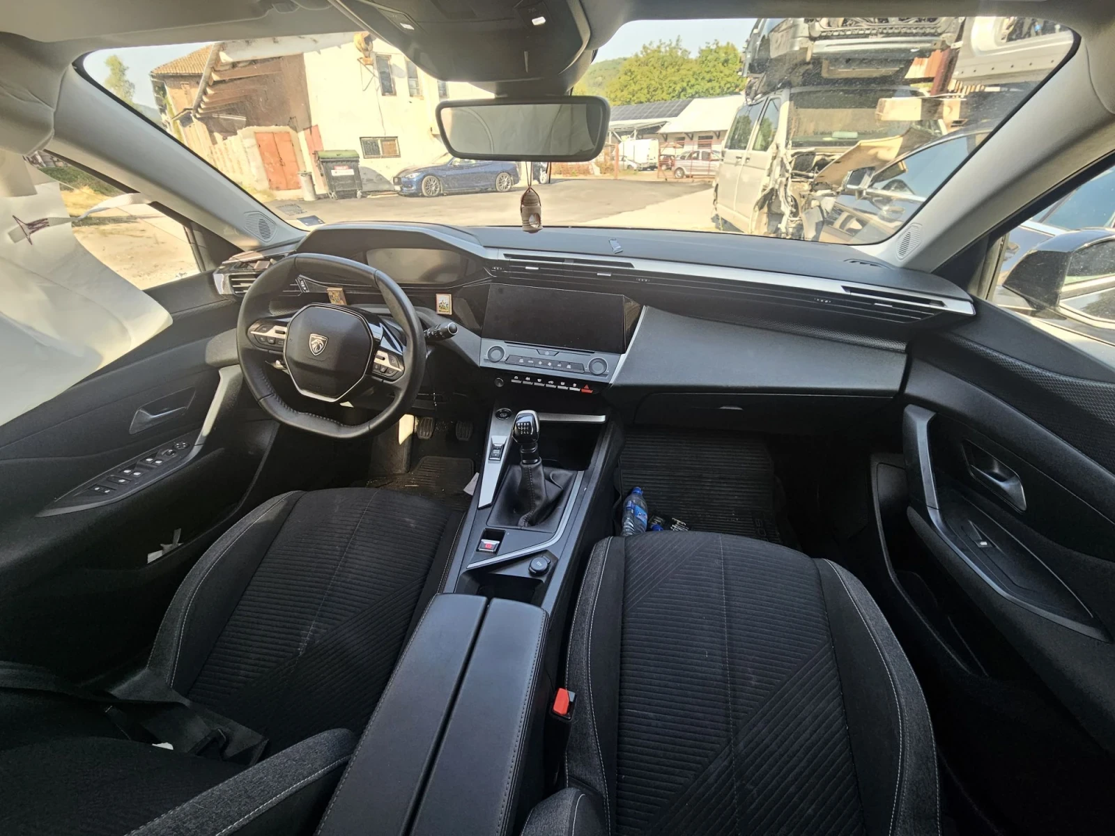 Peugeot 308 1.2i, снимка 8 - Автомобили и джипове - 56074829