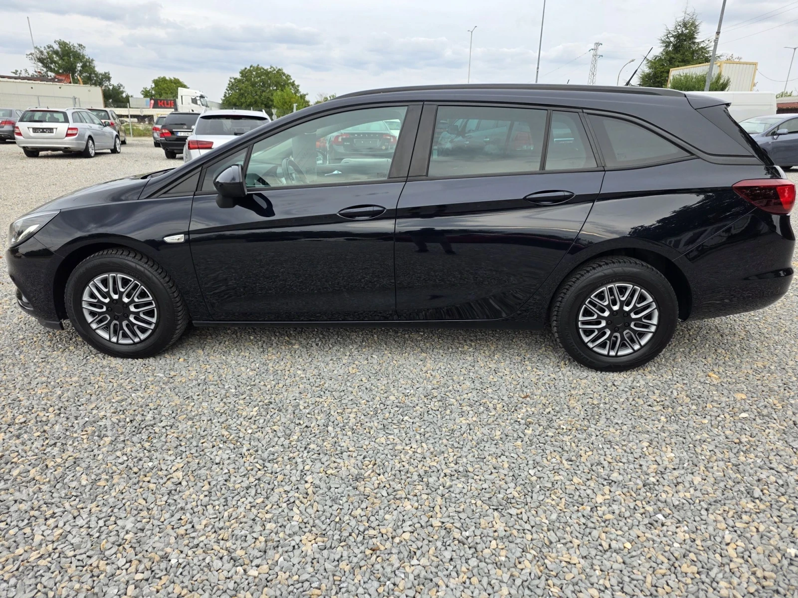 Opel Astra 1.0i 105p.s Kato Nova Kamera, снимка 7 - Автомобили и джипове - 56325300