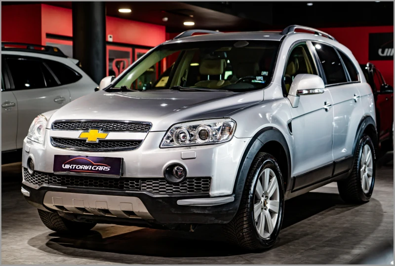 Chevrolet Captiva, снимка 3 - Автомобили и джипове - 51438835