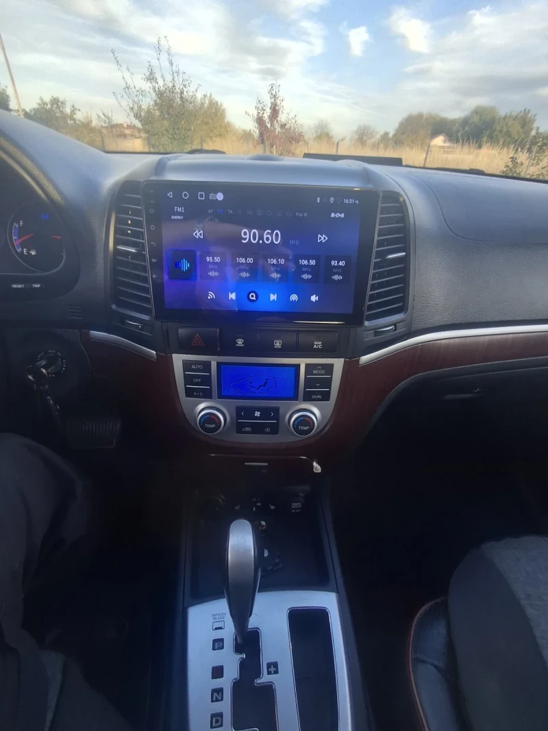 Hyundai Santa fe, снимка 15 - Автомобили и джипове - 52273173