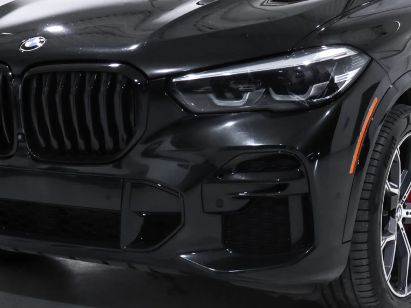 BMW X5 40i xDrive / PANO / HUD / SWAROVSKI / PREMIUM, снимка 3 - Автомобили и джипове - 52749535