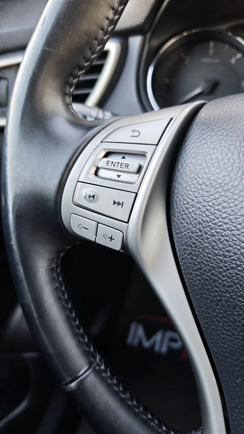 Nissan Qashqai 1.5dci 110kc., снимка 16 - Автомобили и джипове - 52850541