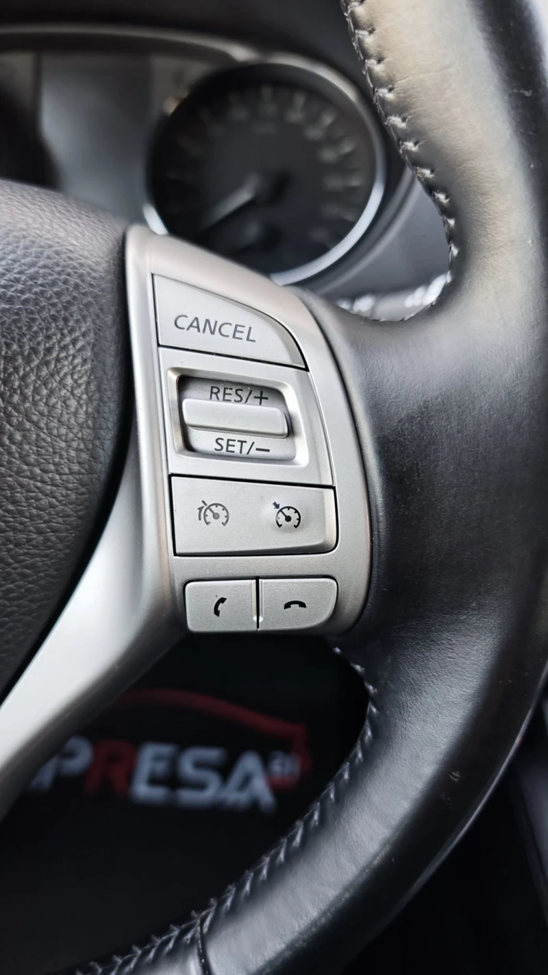 Nissan Qashqai 1.5dci 110kc., снимка 17 - Автомобили и джипове - 52850541