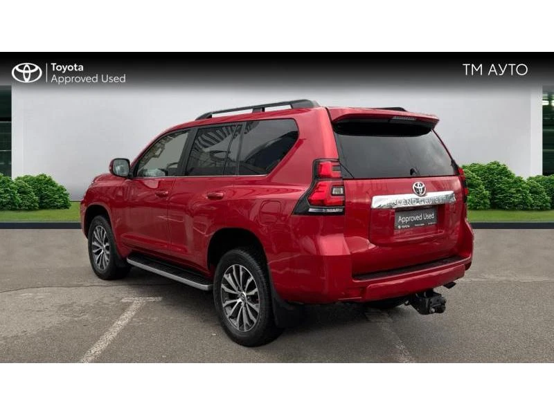 Toyota Land cruiser 2.8D 6AT Luxury, снимка 2 - Автомобили и джипове - 49437956