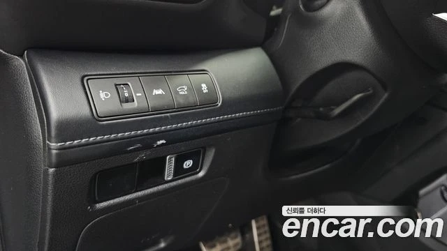 Hyundai Santa fe 2.2| DIGITAL| HEAD UP| НАДУВАНЕ| ОБДУХВАНЕ| DIST, снимка 13 - Автомобили и джипове - 55816306