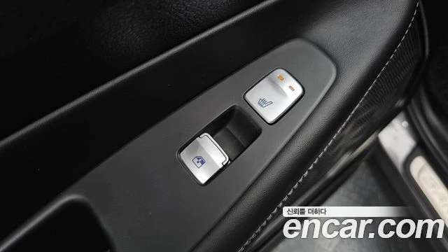 Hyundai Santa fe 2.2| DIGITAL| HEAD UP| НАДУВАНЕ| ОБДУХВАНЕ| DIST, снимка 17 - Автомобили и джипове - 55816306