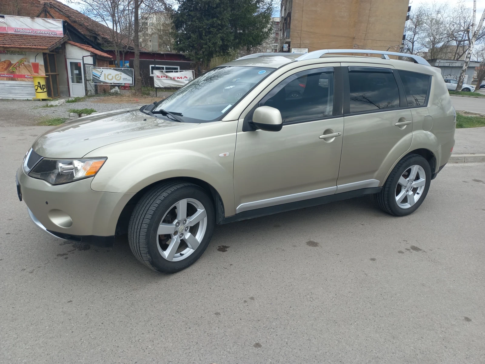 Mitsubishi Outlander  - изображение 7