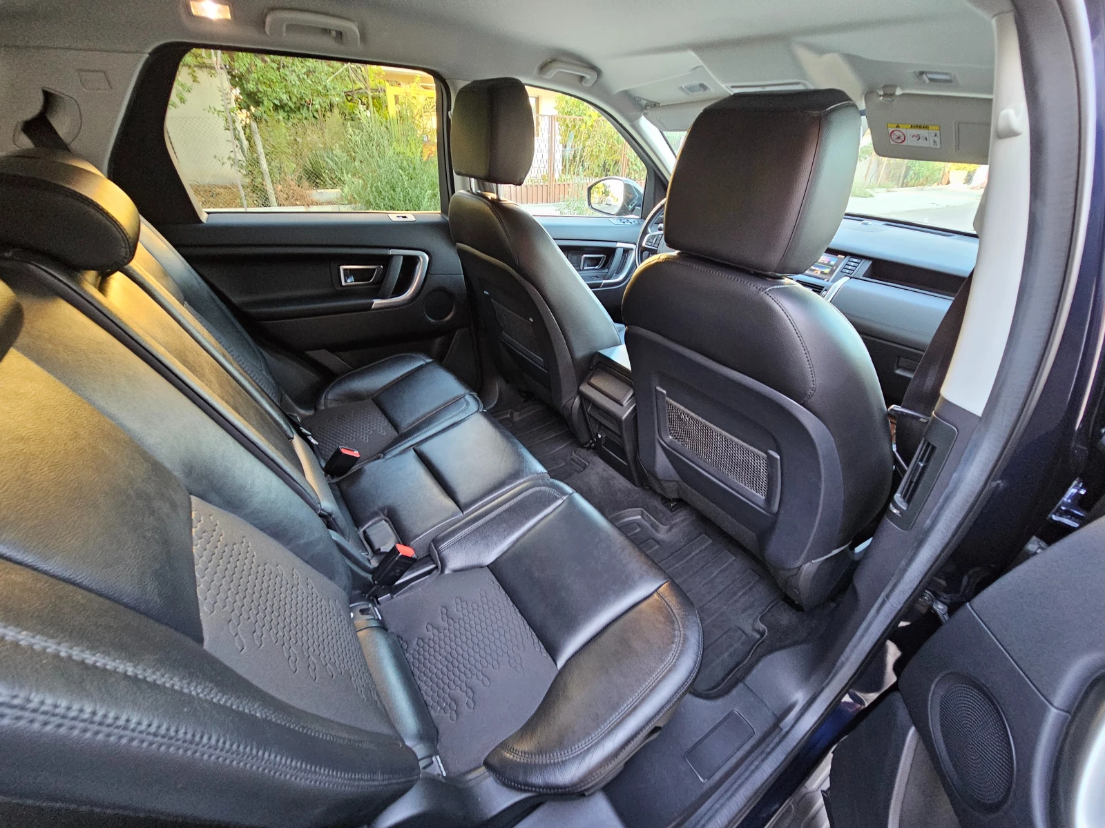 Land Rover Discovery Sport 4�4 7-������ | Mobile.bg � ����������� 11