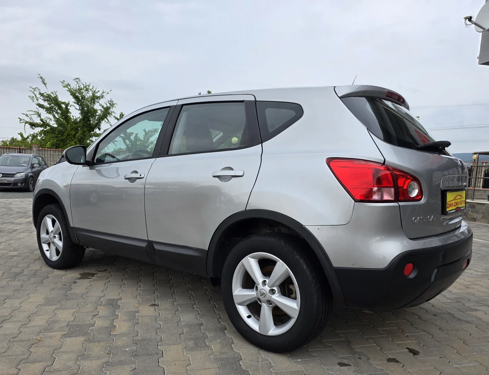 Nissan Qashqai 1.5DCI - изображение 6