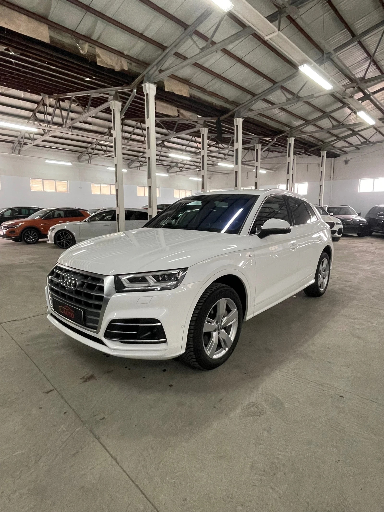 Audi Q5 3.0Tdi/3xSline/дистр/360/Matrix/Теглич/Филл!!! - изображение 3