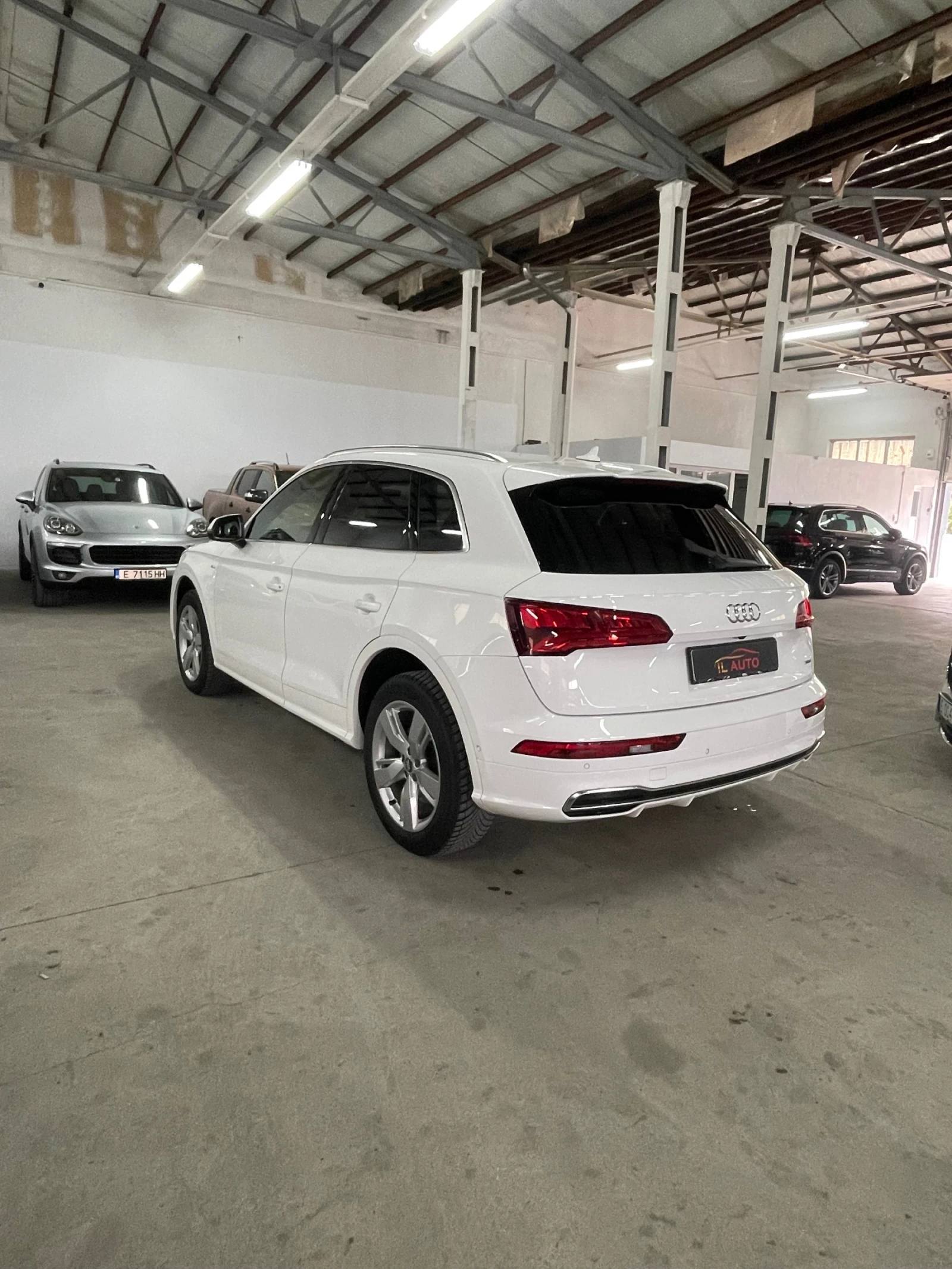 Audi Q5 3.0Tdi/3xSline/дистр/360/Matrix/Теглич/Филл!!! - изображение 6