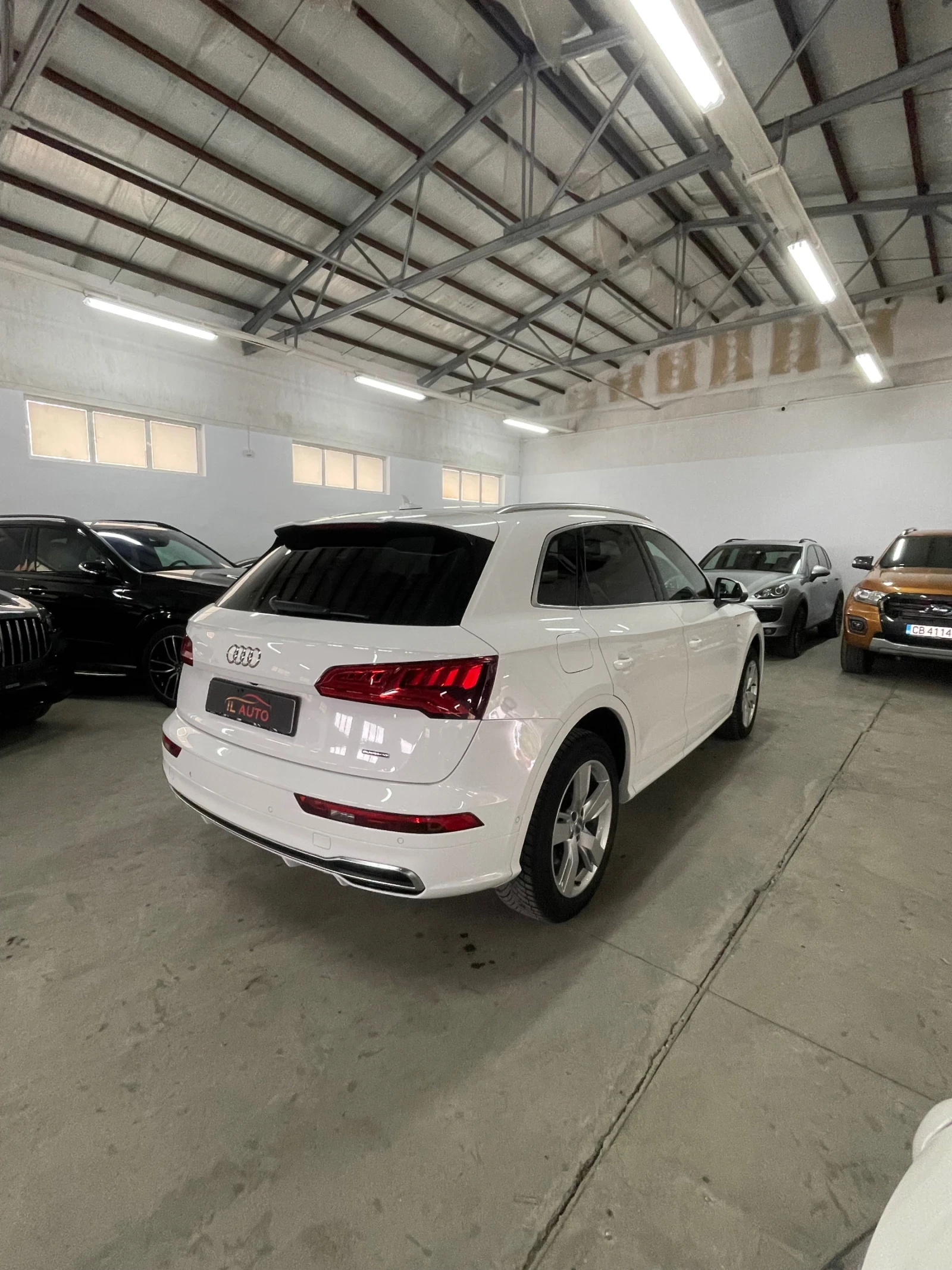 Audi Q5 3.0Tdi/3xSline/дистр/360/Matrix/Теглич/Филл!!! - изображение 5