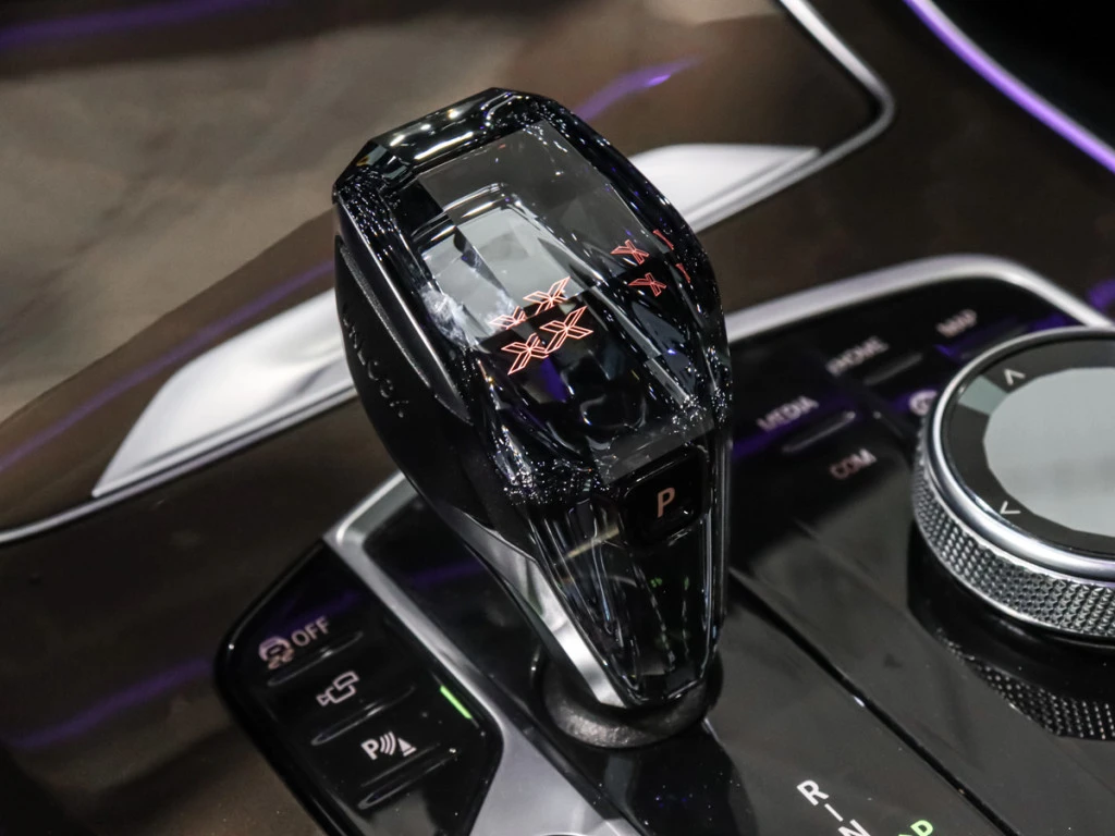 BMW X5 40i xDrive / PANO / HUD / SWAROVSKI / PREMIUM | Mobile.bg   13