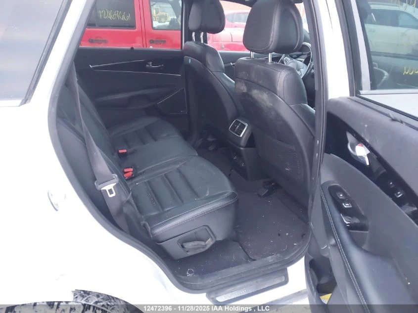 Kia Sorento 3.3L SX+ * Panorama* Става на газ - изображение 8