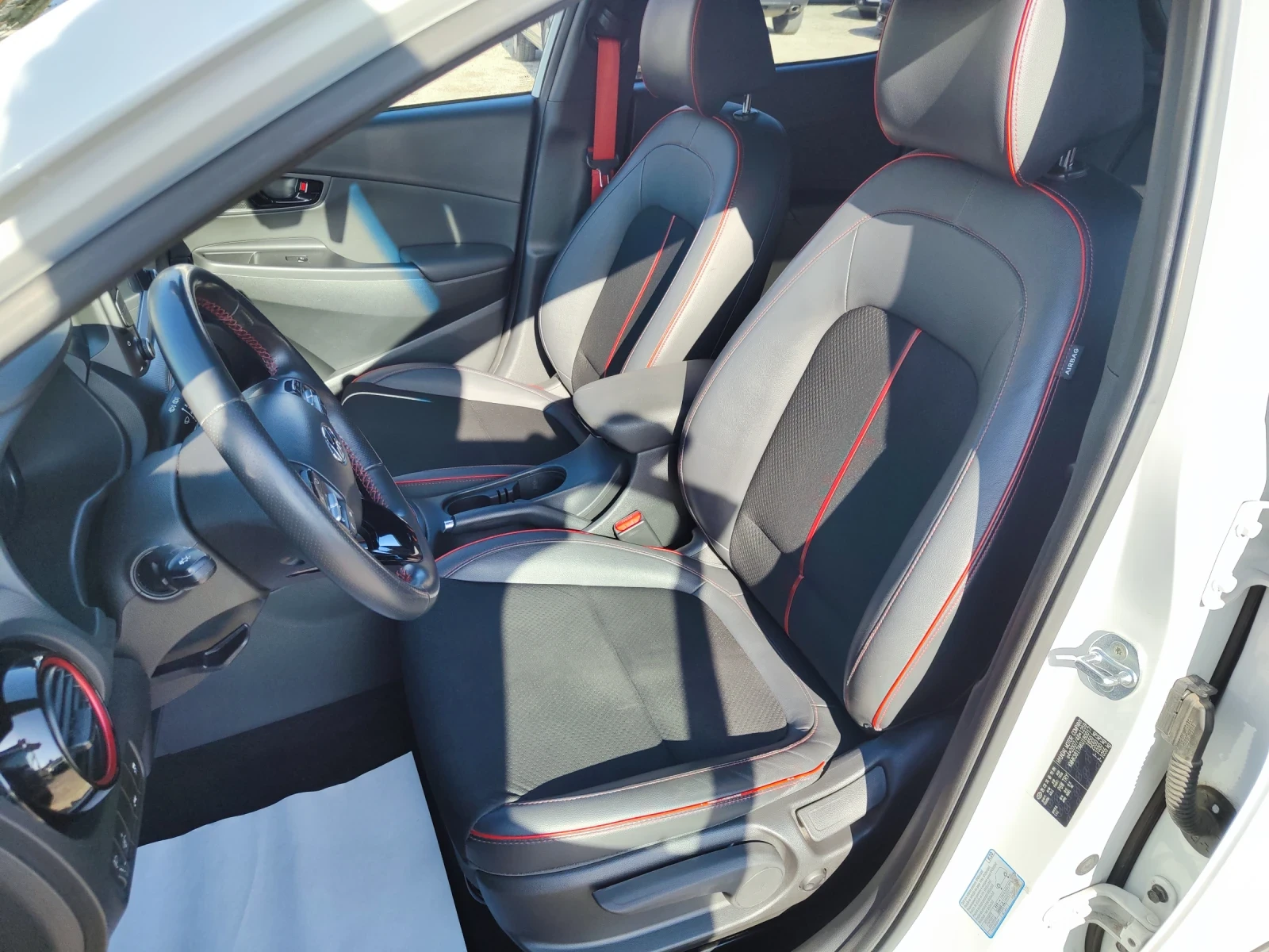 Hyundai Kona Xpossible 2WD, снимка 11 - Автомобили и джипове - 53736515