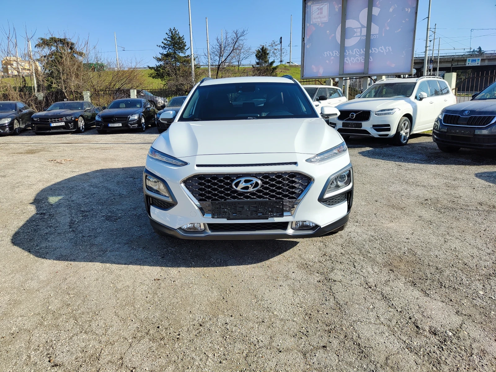 Hyundai Kona Xpossible 2WD, снимка 2 - Автомобили и джипове - 53736515