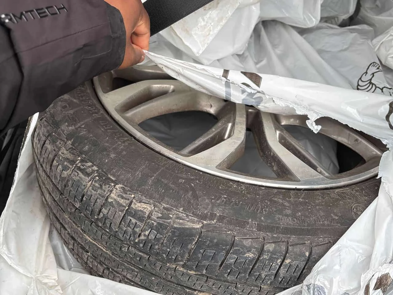 BMW X1 * xDrive28i * 2 КЛЮЧА* ПОДГРЕВ* KEYLESS* , снимка 12 - Автомобили и джипове - 54218150