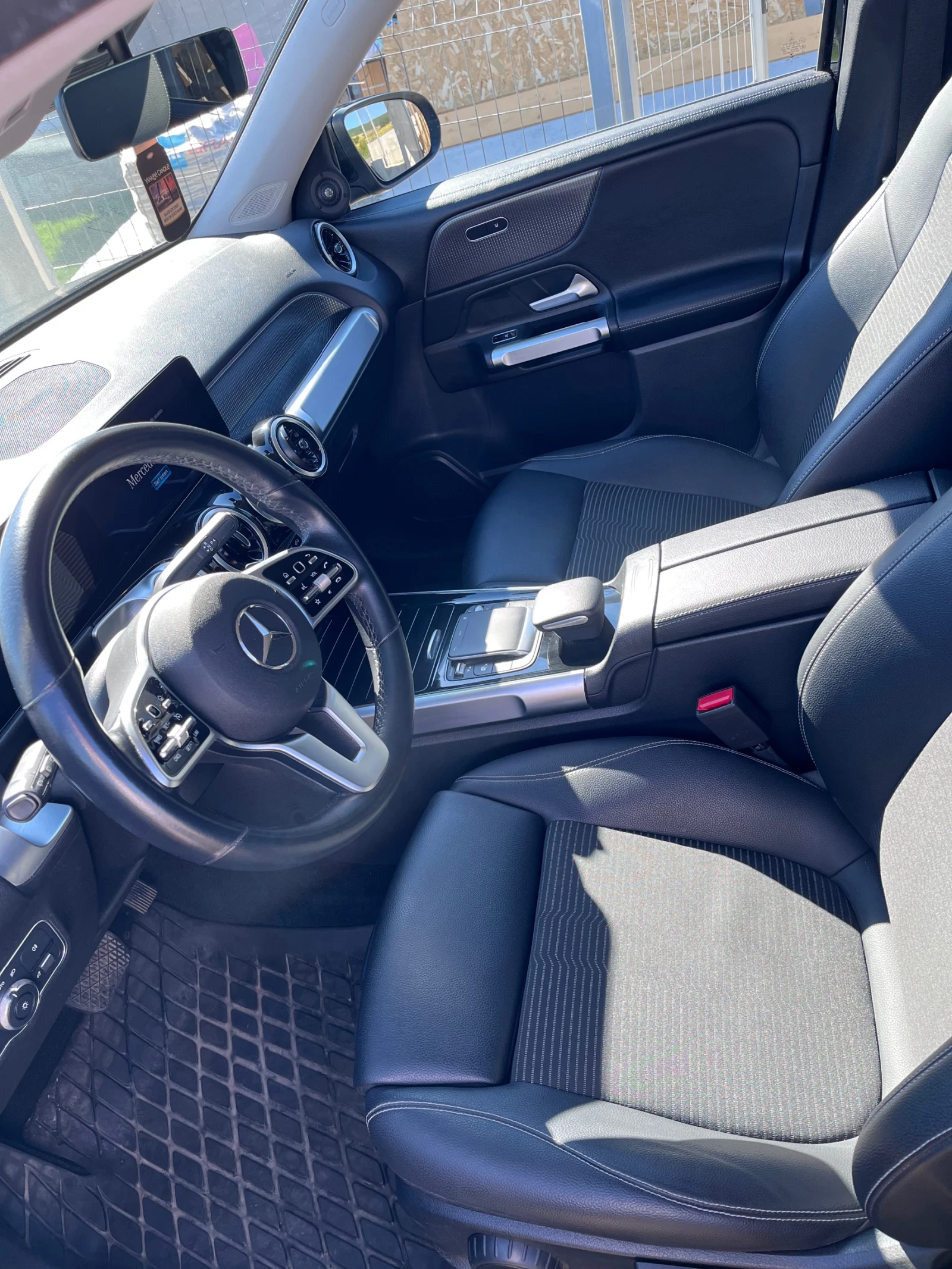 Mercedes-Benz GLB 220d 4matic, снимка 6 - Автомобили и джипове - 55673710