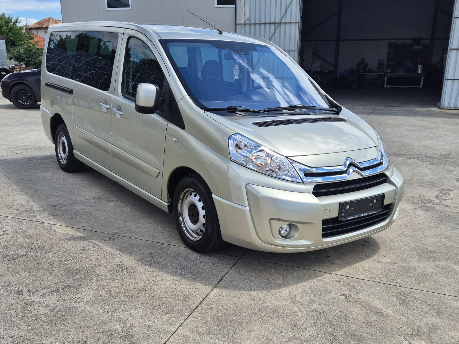Citroen Jumpy 2.0 HDI Exclusive , снимка 2 - Бусове и автобуси - 54607346