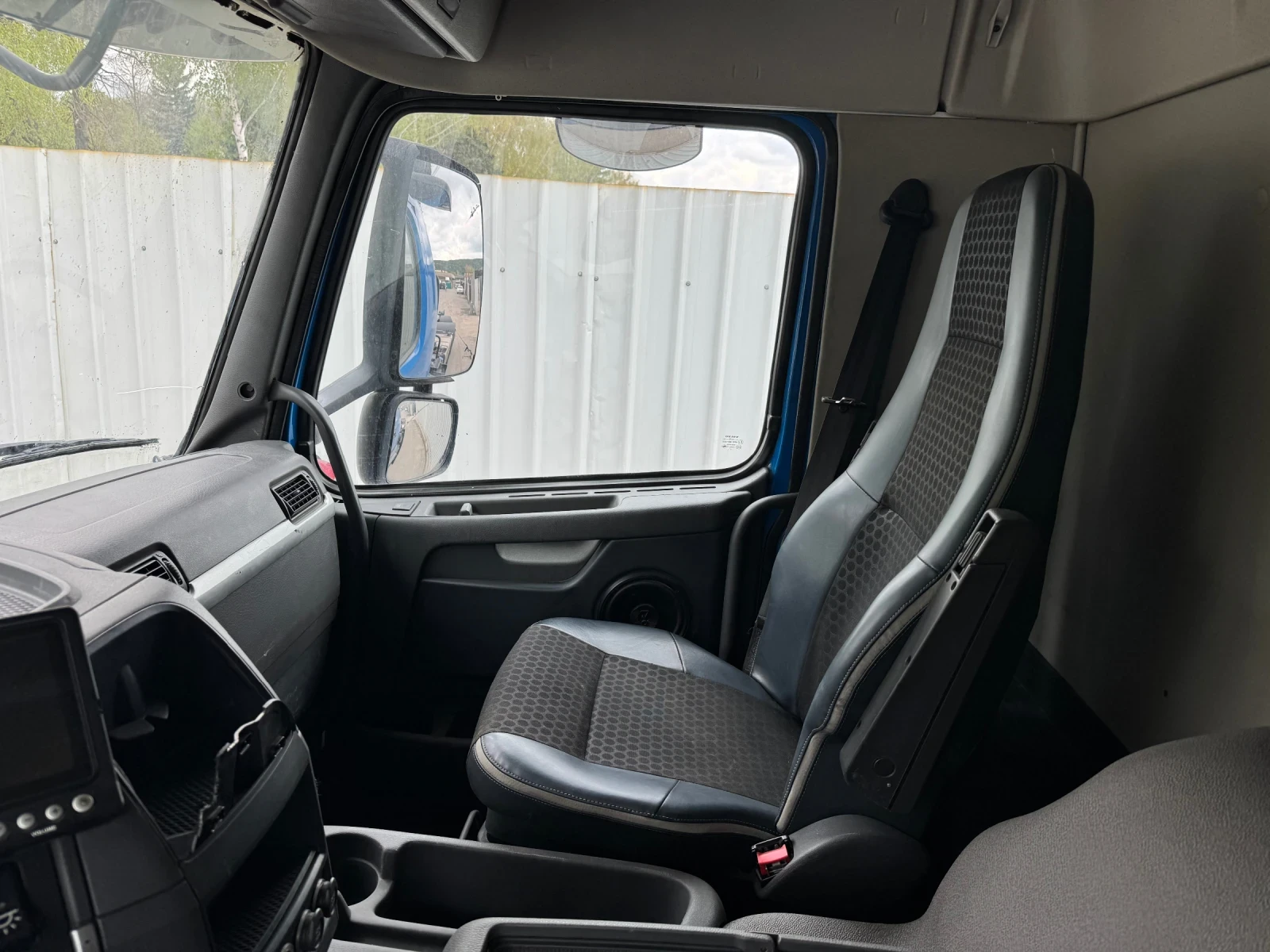Volvo Fm 460 8x2, снимка 11 - Камиони - 54520564