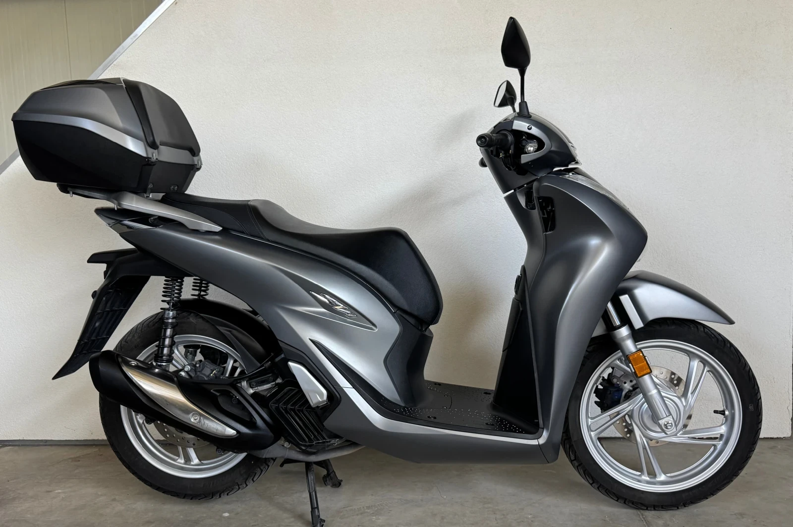 Honda Sh 125i * Led * Keyless * TC * ABS * Start stop - изображение 2