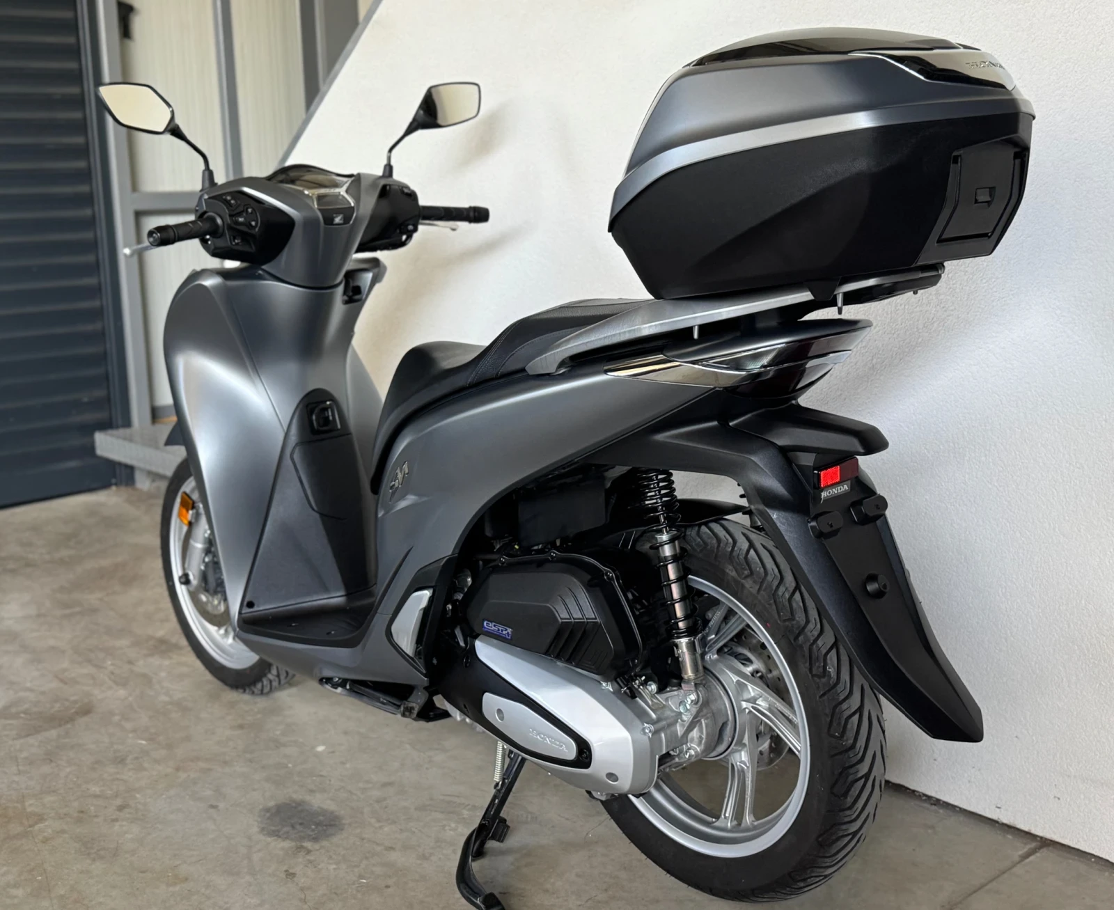Honda Sh 125i * Led * Keyless * TC * ABS * Start stop - изображение 5