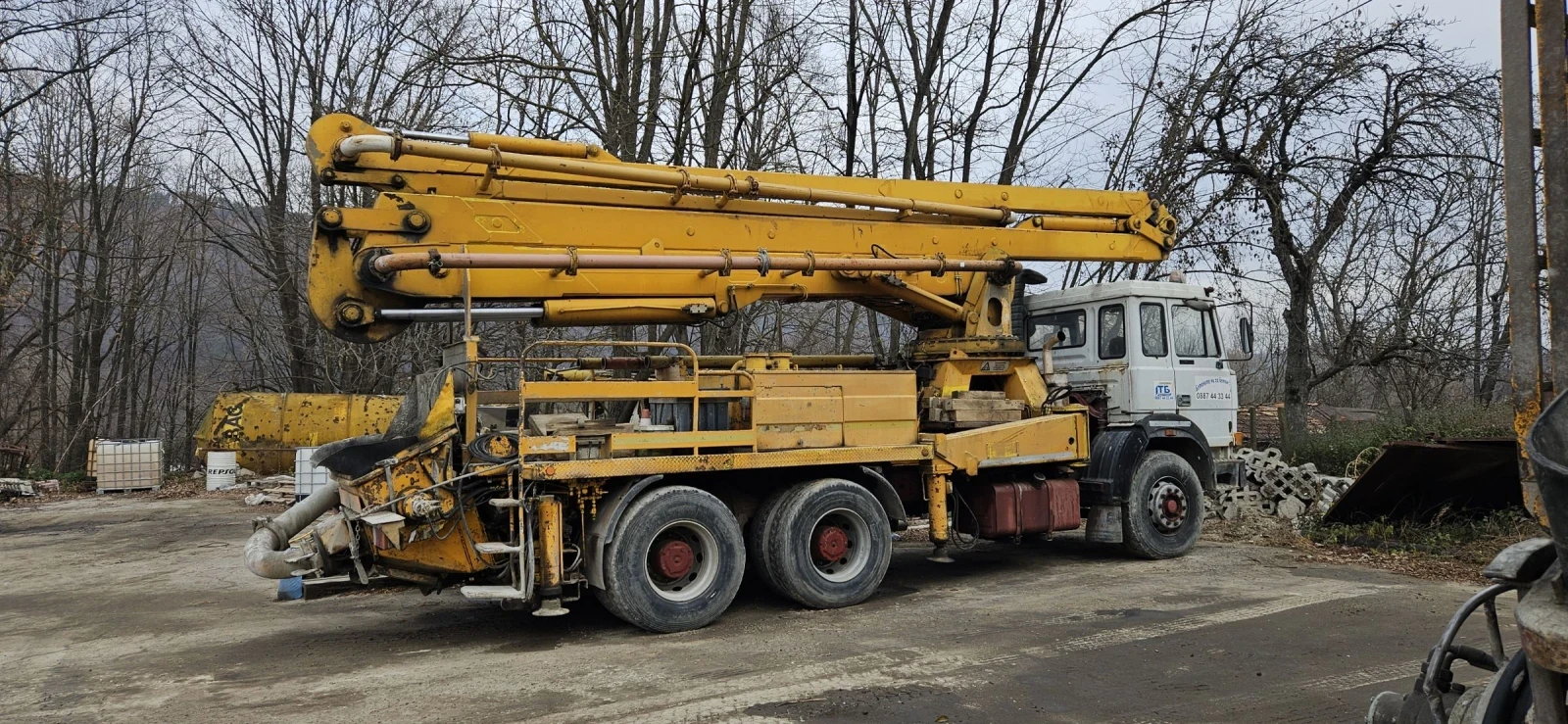 Бетон помпа Iveco Cifa K2, четири стрели - 33 м. - изображение 2