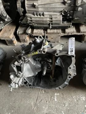 5 степенна ръчна скоростна кутия Peugeot 205- 1.8 D (60 Cv), снимка 1