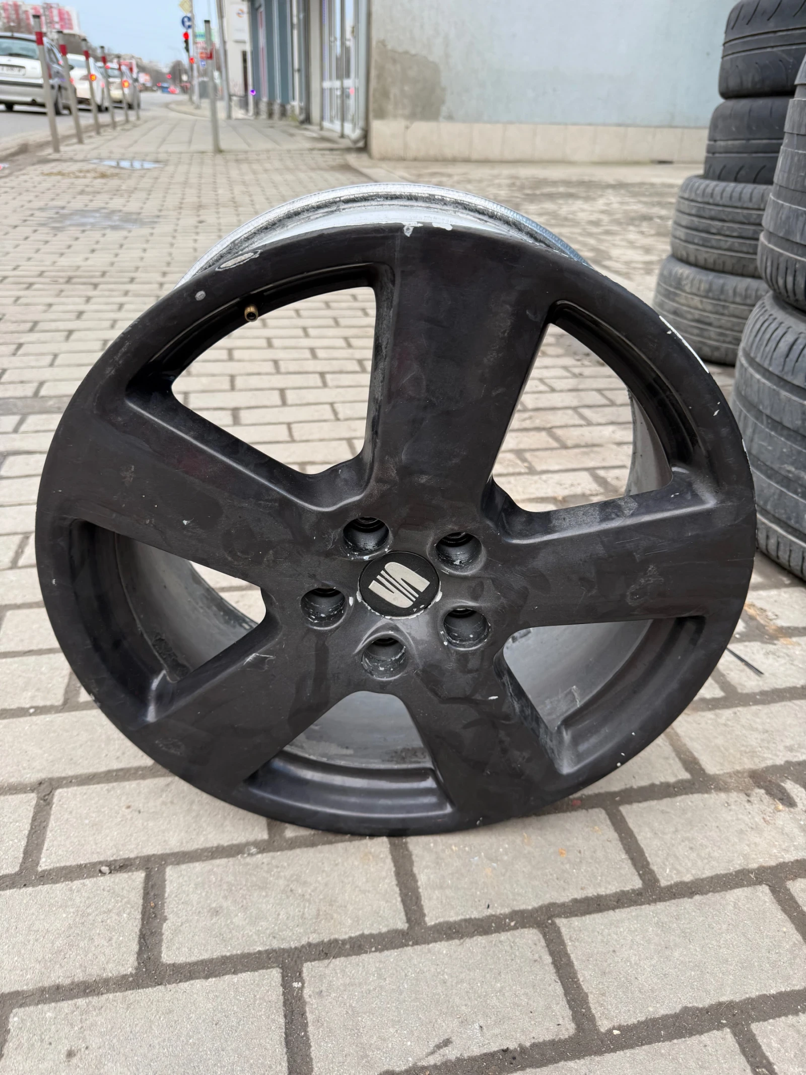 ���� � ������ 225/40R18 �� VW | Mobile.bg � ����������� 5