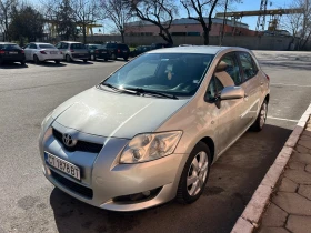 Toyota Auris, снимка 1