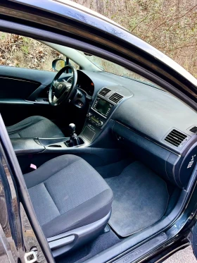 Toyota Avensis - 5850 € / 11441.61 лв. - 49451738 4