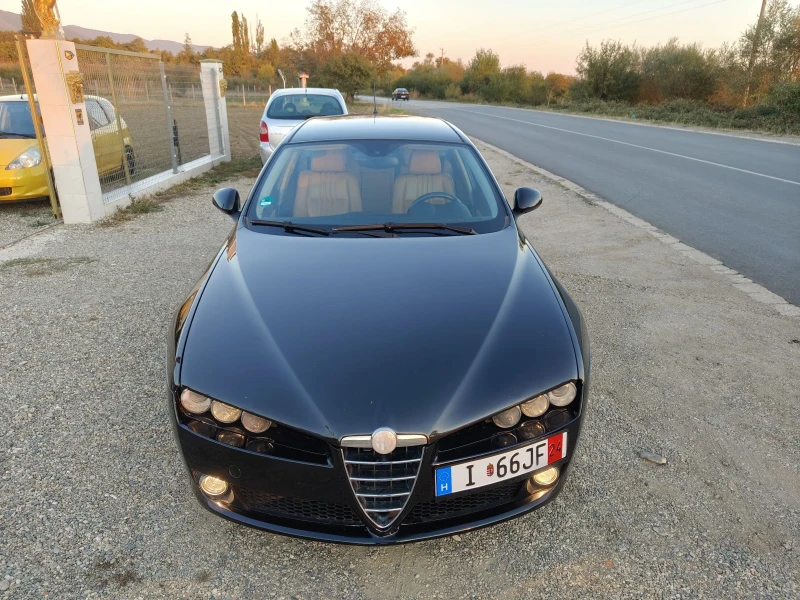 Alfa Romeo 159 sportwagon 2.4 JTDm кожа нави автоматик , снимка 3 - Автомобили и джипове - 47635391