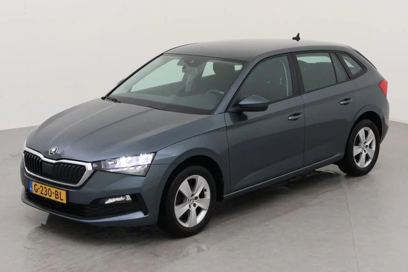 Skoda Scala, снимка 2 - Автомобили и джипове - 48075132