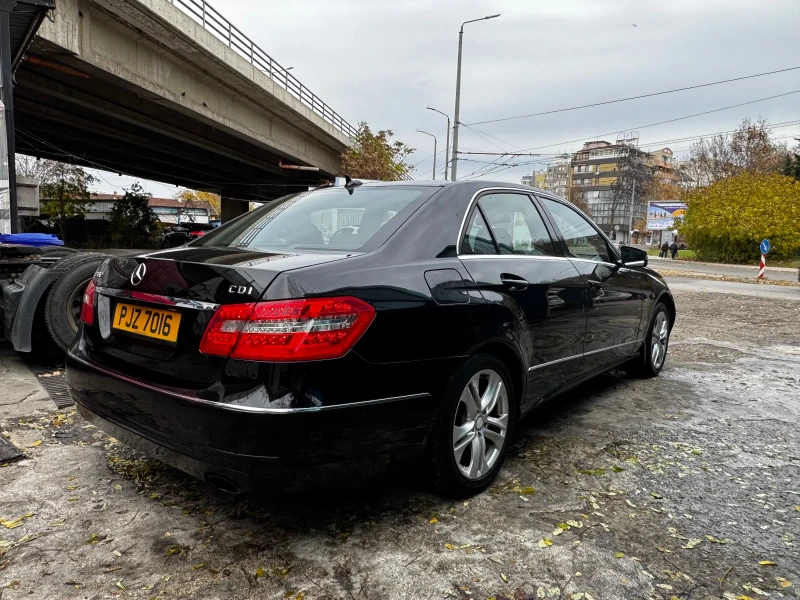 Mercedes-Benz E 350 Avantgarde, снимка 5 - Автомобили и джипове - 48170233