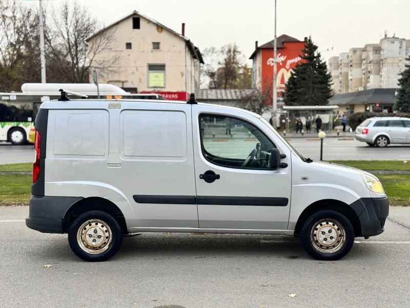 Fiat Doblo 1.3 Multijet, снимка 4 - Автомобили и джипове - 48178845