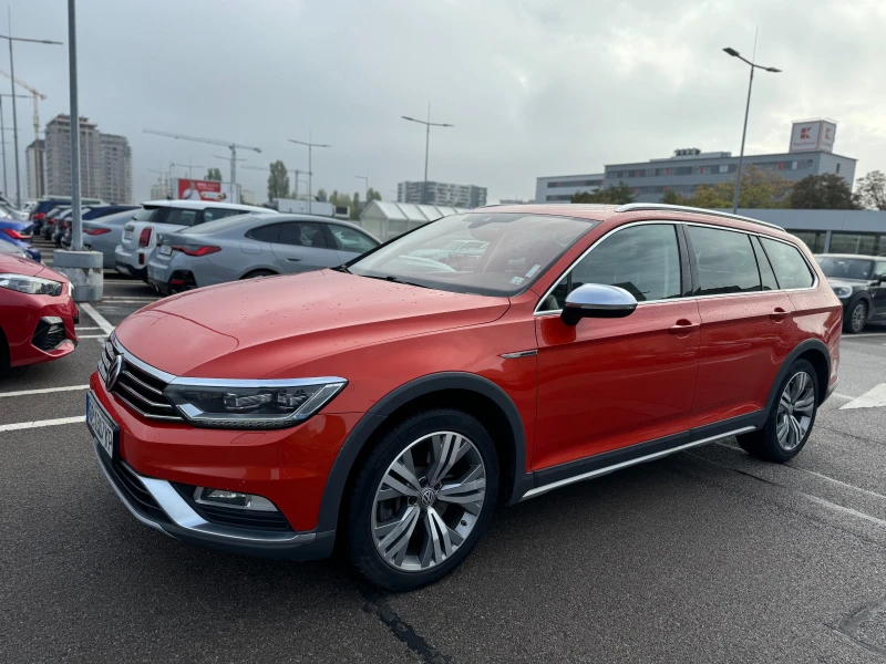 VW Passat Alltrack, снимка 1 - Автомобили и джипове - 48613181