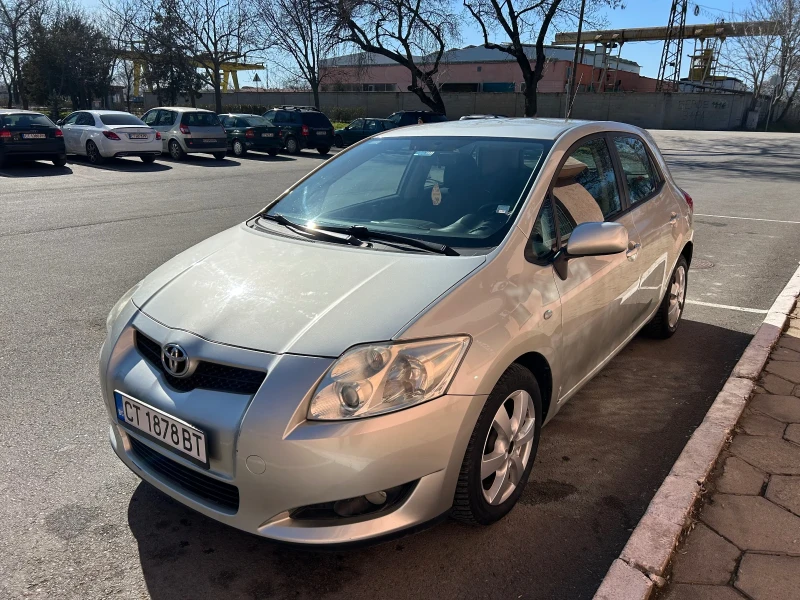 Toyota Auris, снимка 1 - Автомобили и джипове - 49380409