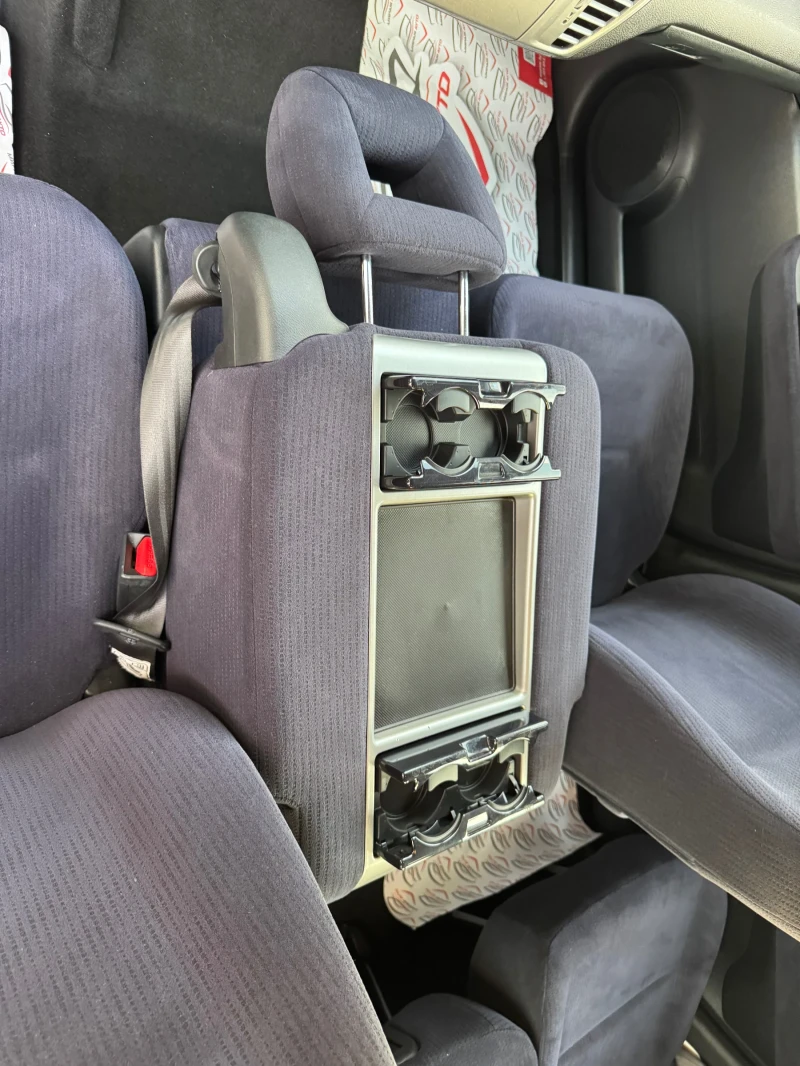 Honda Fr-v 6-места* 1.8 16V* Автоматик, снимка 12 - Автомобили и джипове - 51030070